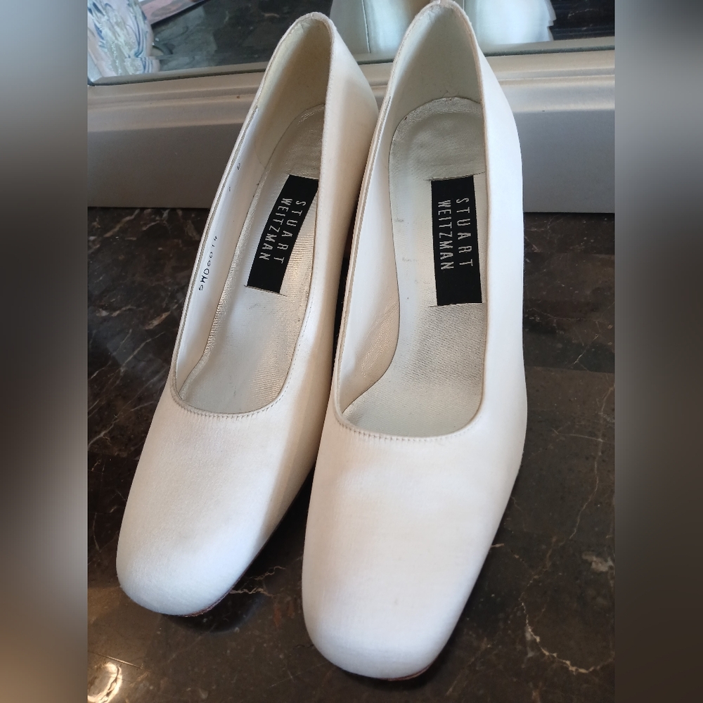 Stuart Weitzman White Heels